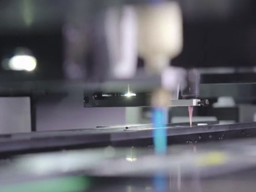 全自動點膠機在電子行業的應用案例分享